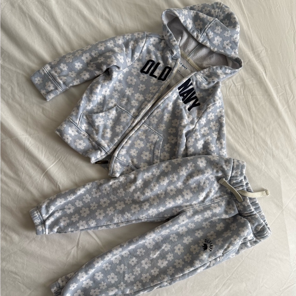 Old Navy Kids Floral Blue Sweatsuit